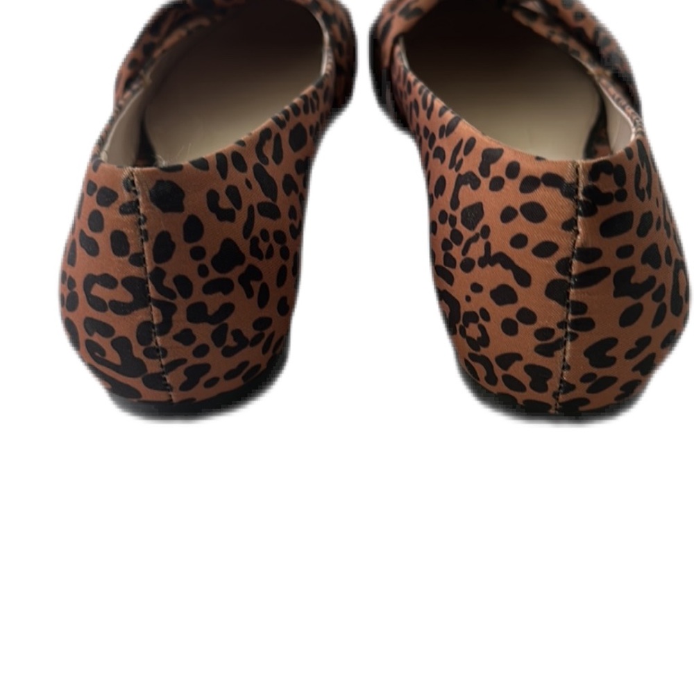 Gianni Bini Animal Print Knot Pointed Toe Loafers Flats Size 9.5 - Picture 8 of 12